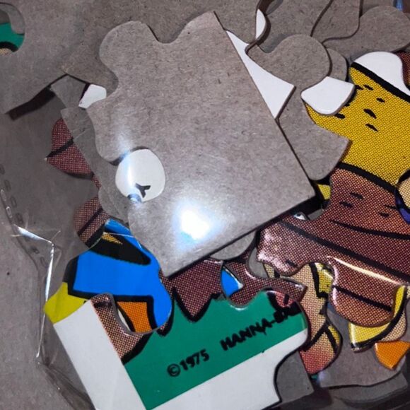 1975 Charlton Comics Group Hanna-Barbera Yogi Bear Comic Book Cover Puzzle - Picture 3 of 5